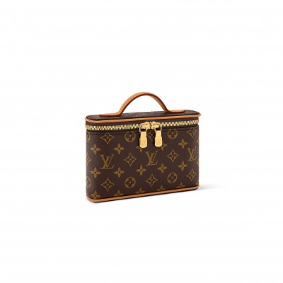 LOUIS VUITTON NICE BEAUTY M83079 (13.5*11.5*3.5cm)